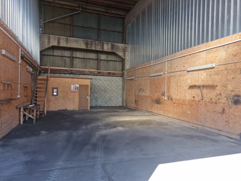 hangar Arlon